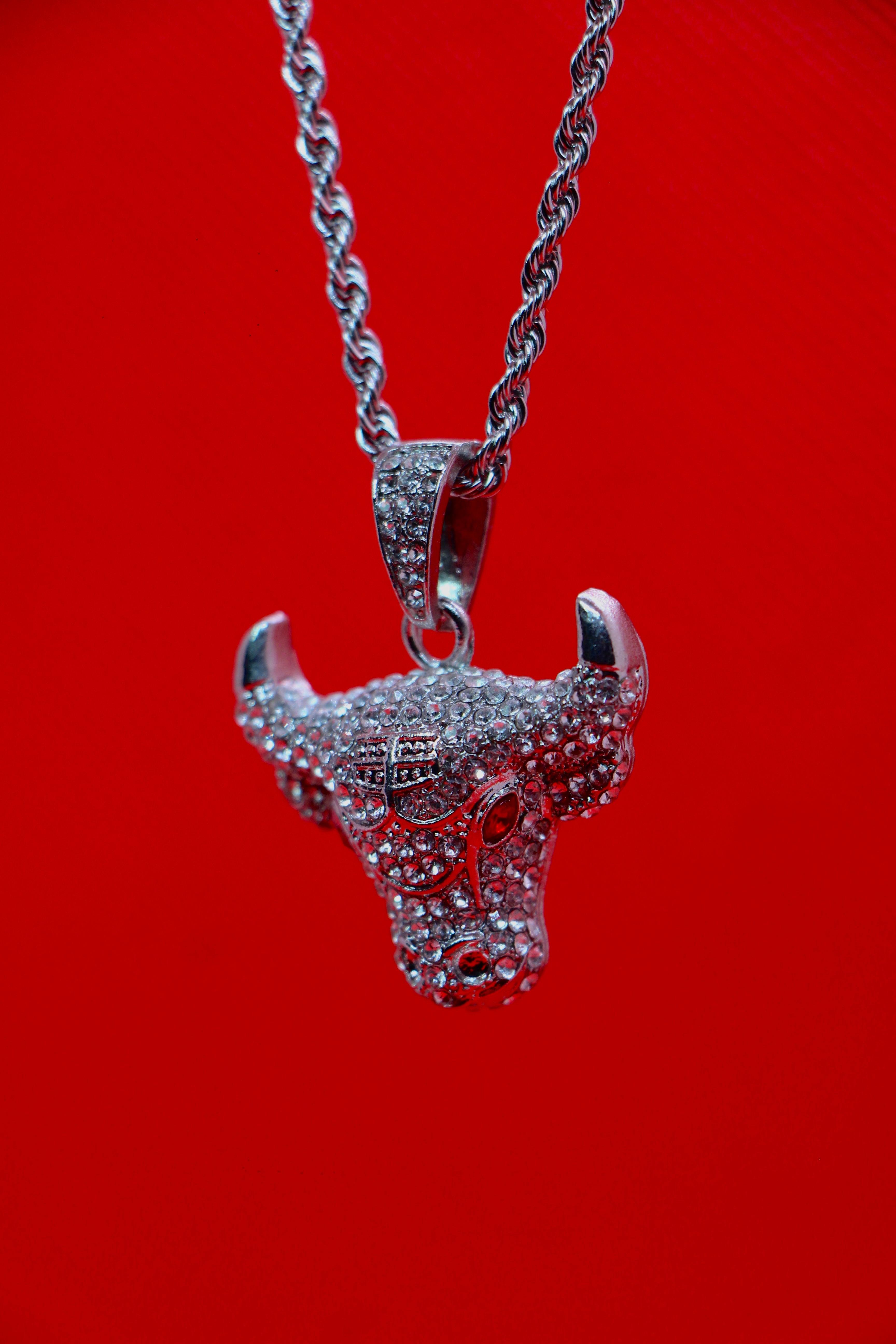 Bull pendant - Hype Nation