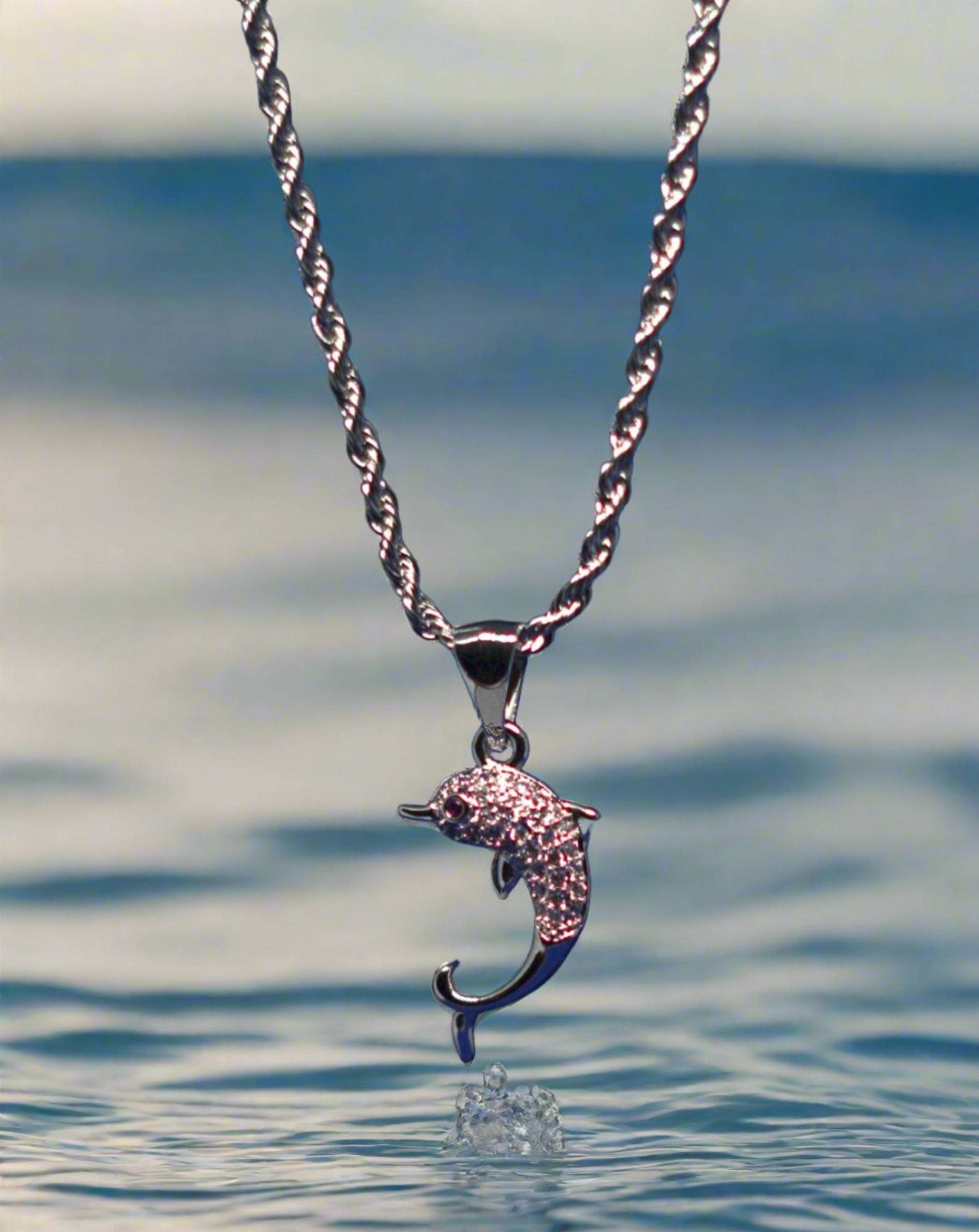 Dolphin pendant - Hype Nation