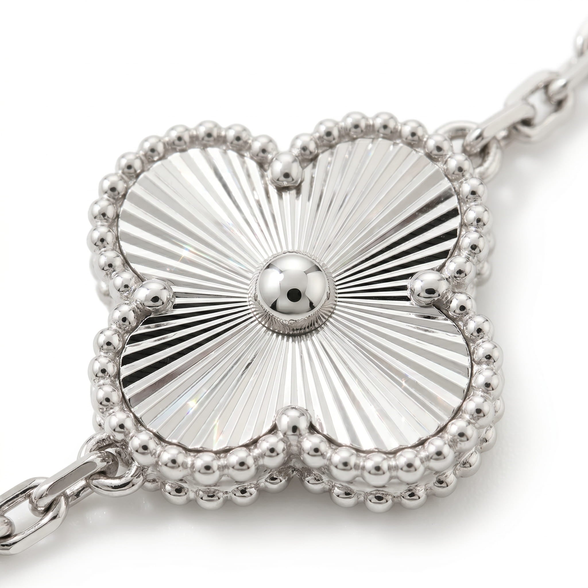 VAN CLEEF SET Hype Nation